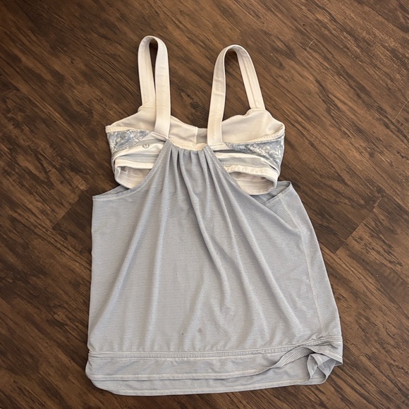 Lululemon Top - Picture 5 of 6